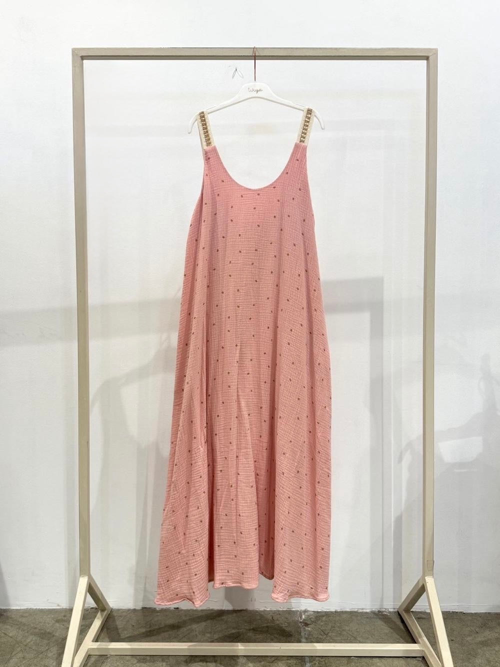 WIYA - Robe longue gaufrée