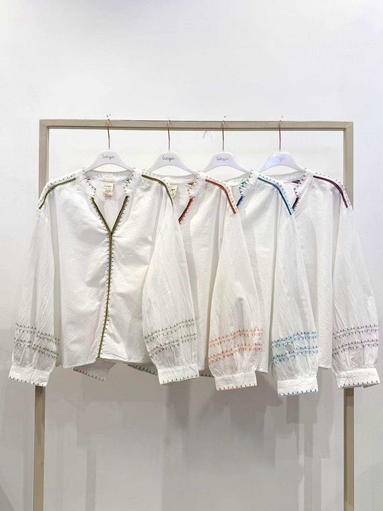 WIYA – Blouse brodée